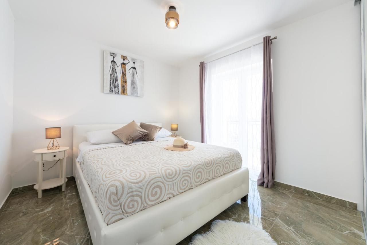 Golden Seaview Holiday Home Mlini Exterior foto